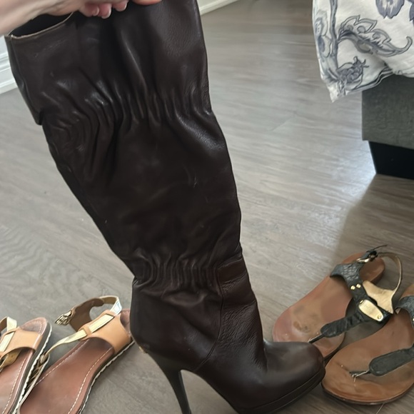 Michael kors bundle. 3 pairs. All leather. - Picture 6 of 12